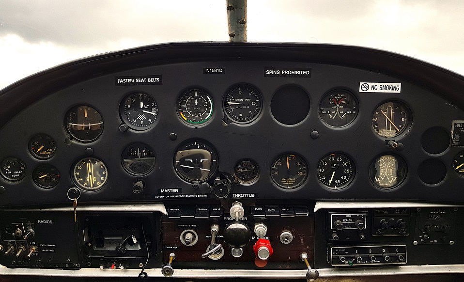 1952 Cessna 195 Turbo2