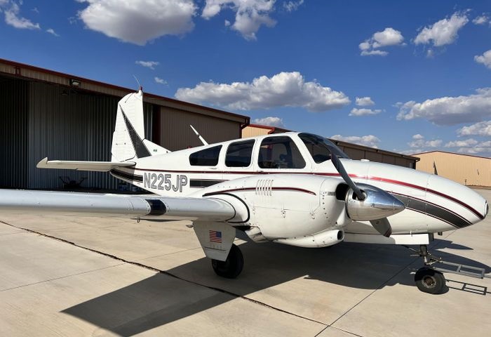 1959 BEECHCRAFT D95A TRAVEL AIR