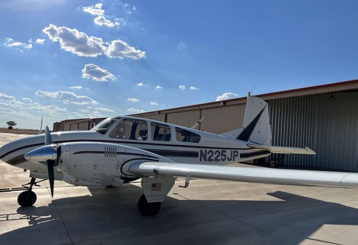 1959 BEECHCRAFT D95A TRAVEL AIR1
