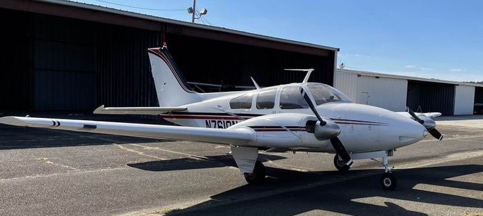 1968 BEECHCRAFT B55 BARON1
