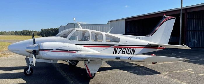 1968 BEECHCRAFT B55 BARON2