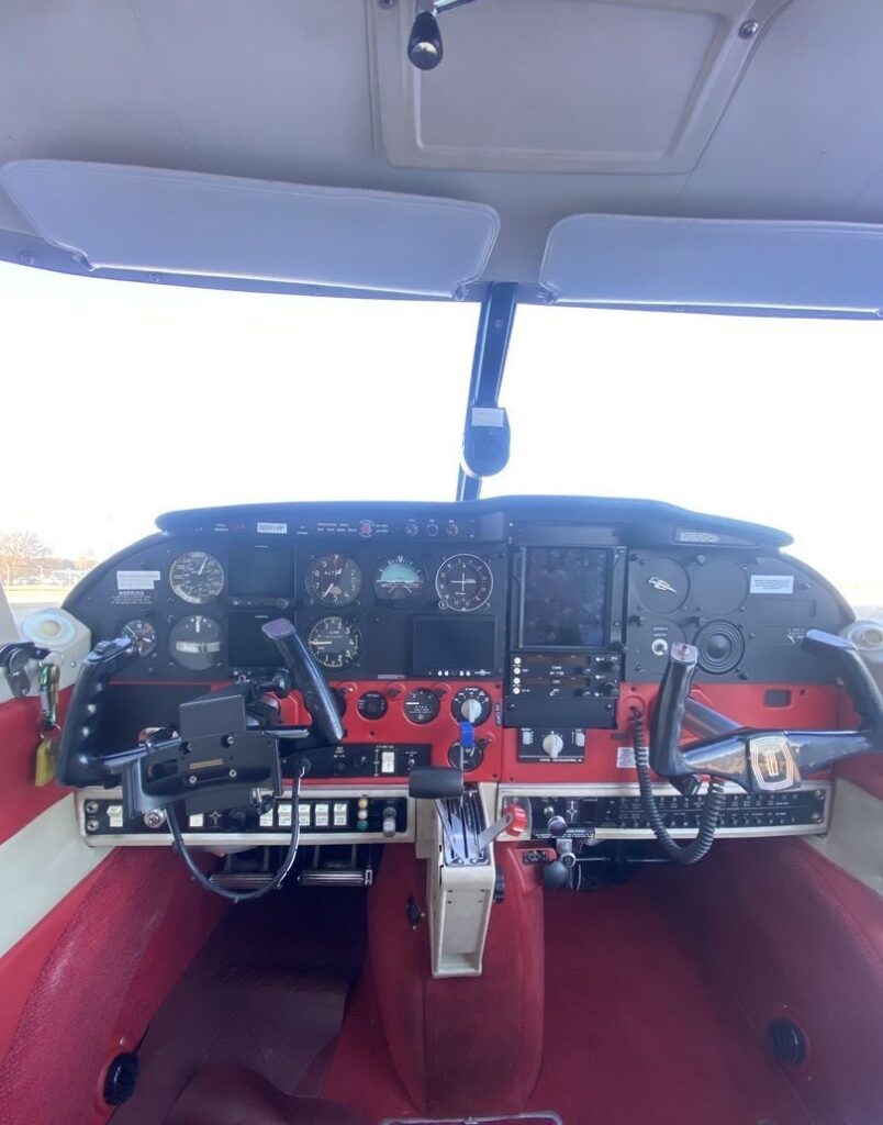 1970 Piper PA-24 Comanche 2602