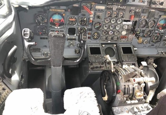 1976 Boeing 727-200 Super Valsan 200ADV2