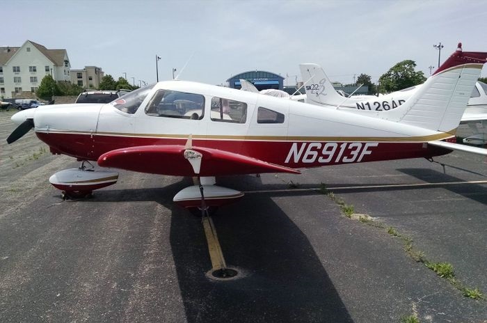 1976 Piper PA-28 Archer2