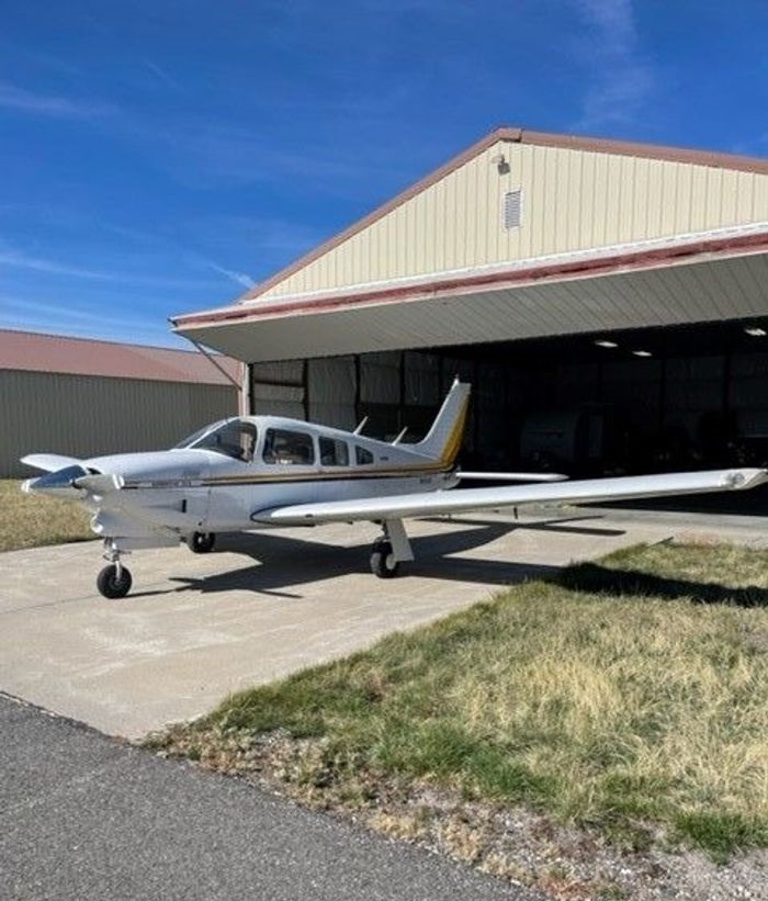 1978 Piper PA-28 Turbo Arrow III2