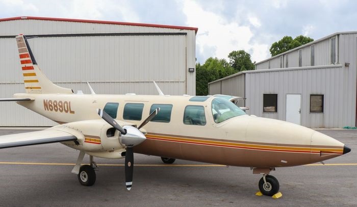 1981 AEROSTAR 601B