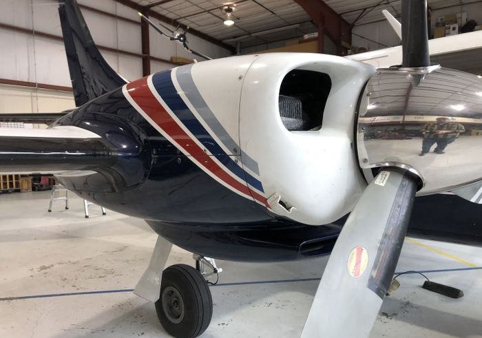 1983 AEROSTAR 602P2
