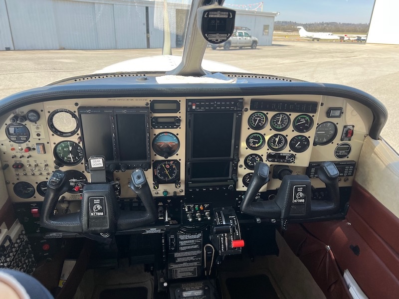 1983 Cessna P210 Silver Eagle2