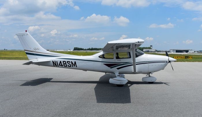 1997 Cessna 182S Skylane2