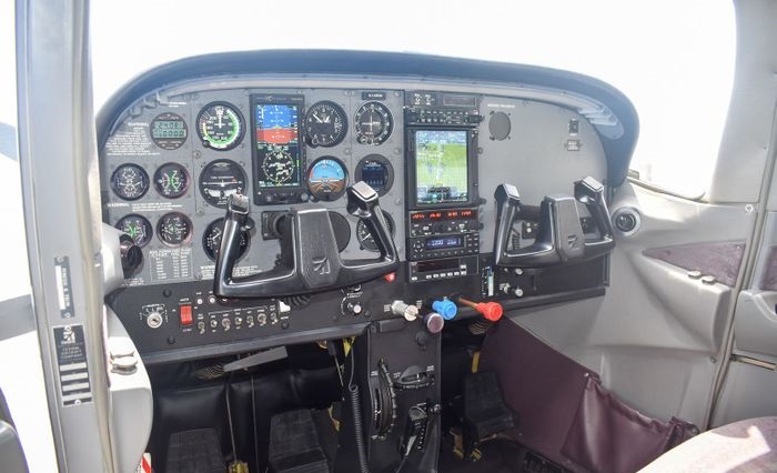 1997 Cessna 182S Skylane3