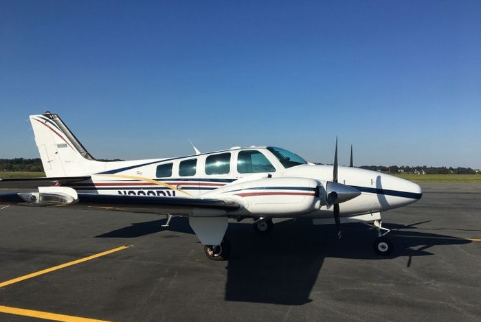 1998 BEECHCRAFT 58 BARON1