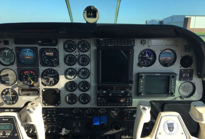 1998 BEECHCRAFT 58 BARON2