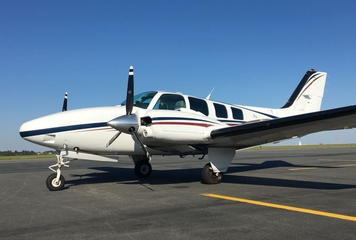 1998 BEECHCRAFT 58 BARON3