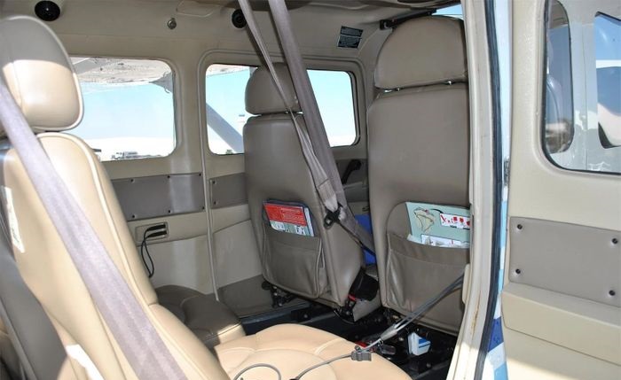 2004 Cessna Turbo 206H Amphibian2