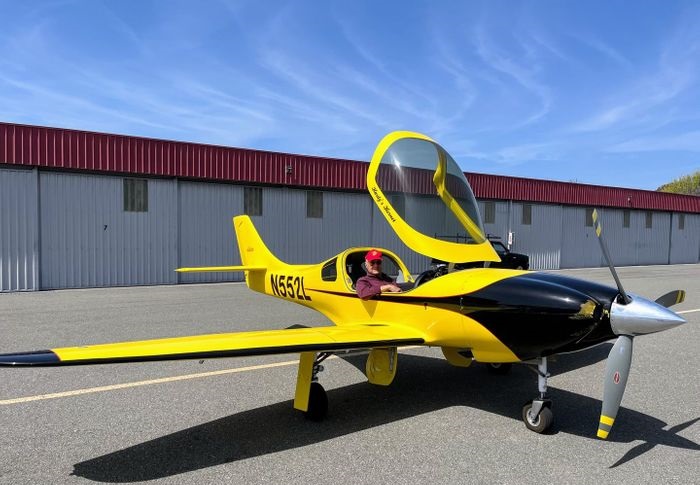 2004 LANCAIR LEGACY3