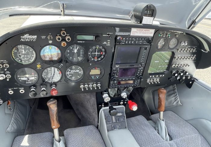 2004 Lancair 3202