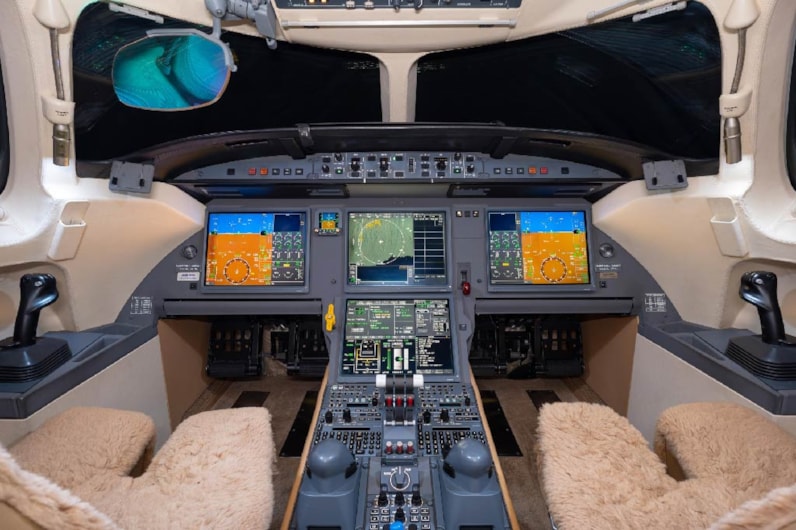 2008 Falcon 7X2