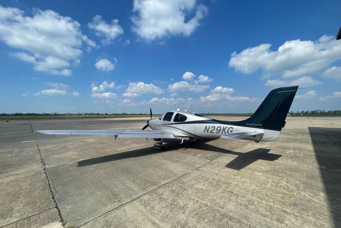 2014 CIRRUS SR221