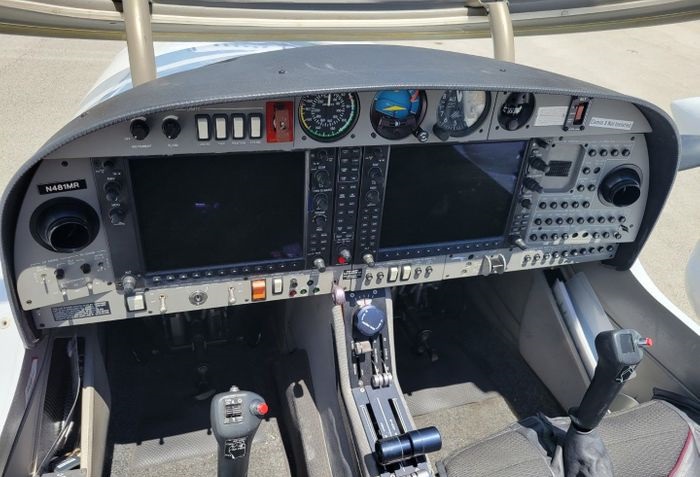 2014 Diamond DA42 Twin Star2