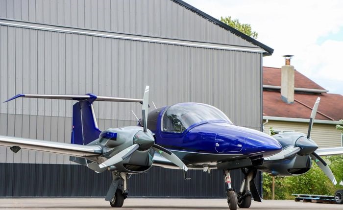 2023 Diamond DA42 VI1