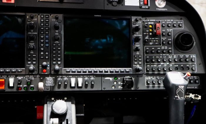 2023 Diamond DA42 VI3