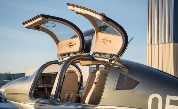 2023 Diamond DA62
