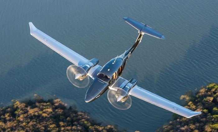 2023 Diamond DA621