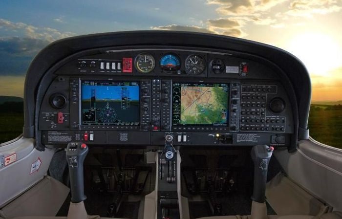 DIAMOND DA40 XLT2