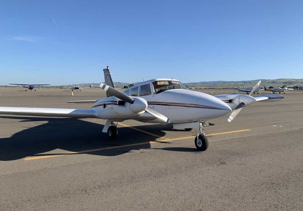 1966 PIPER PA-30 TWIN COMANCHE C2