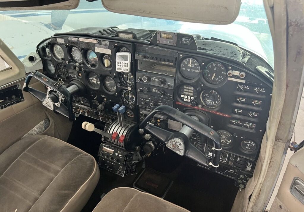 1966 PIPER PA-302