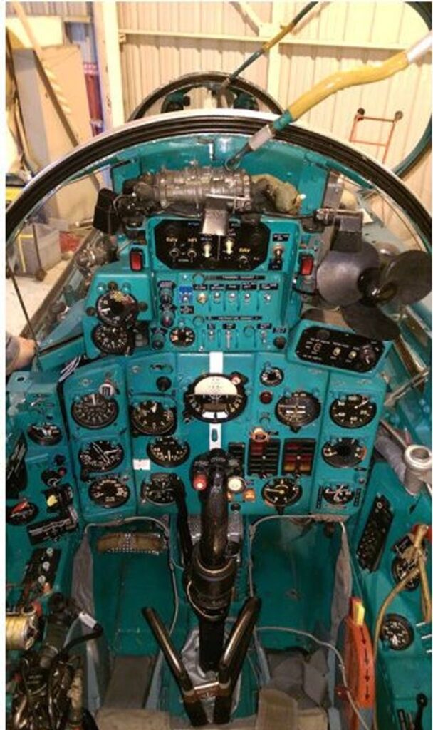 1974 MIKOYAN MIG 21 UM2