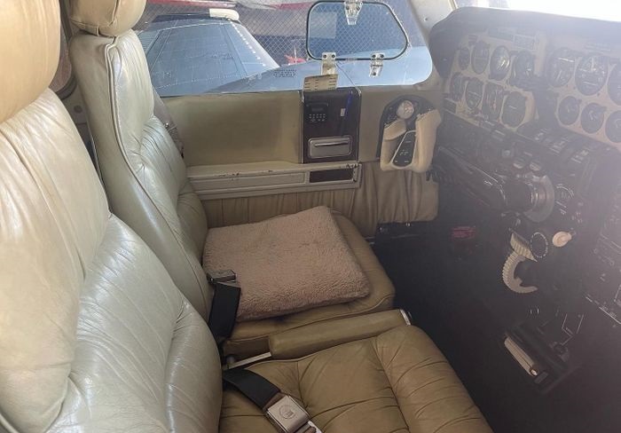 1977 BEECHCRAFT 55 BARON2