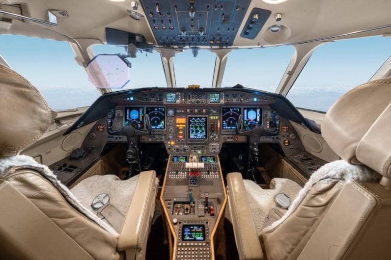 1999 Falcon 900EX3