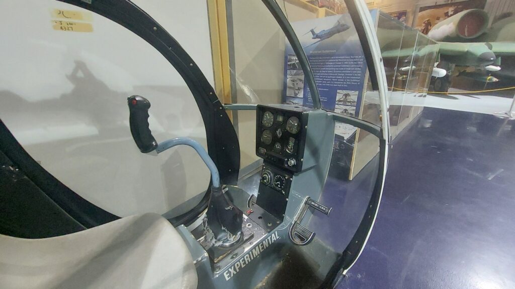 2005 Revolution 500 Mini Helicopter Kit1