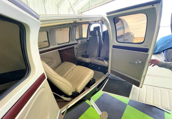 2010 BEECHCRAFT G58 BARON1